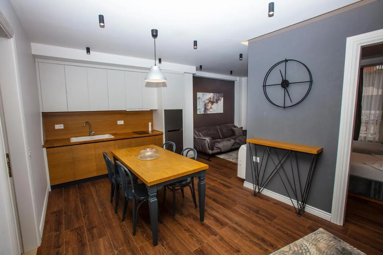 شقة Class Apartament كورتشي